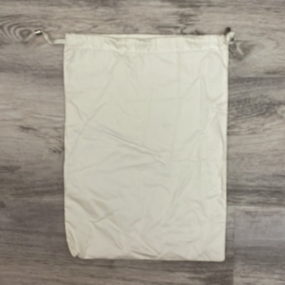 Alexandre Birman Off White Drawstring Dust Bag Approximately 11" X 15" - Picture 2 of 7